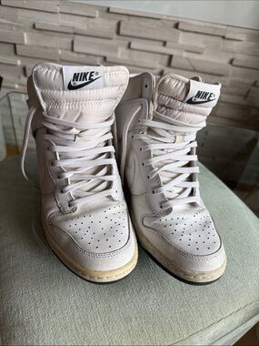 Nike Women's High-Top Sneakers in Cream/White